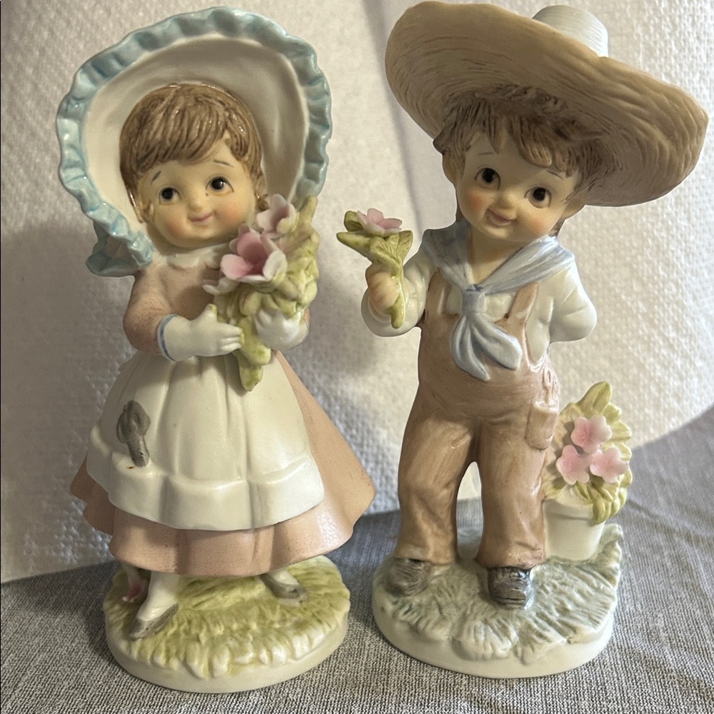 Boy and Girl Porcelain Figurine Set with Pastel Flowers.  Lefton
